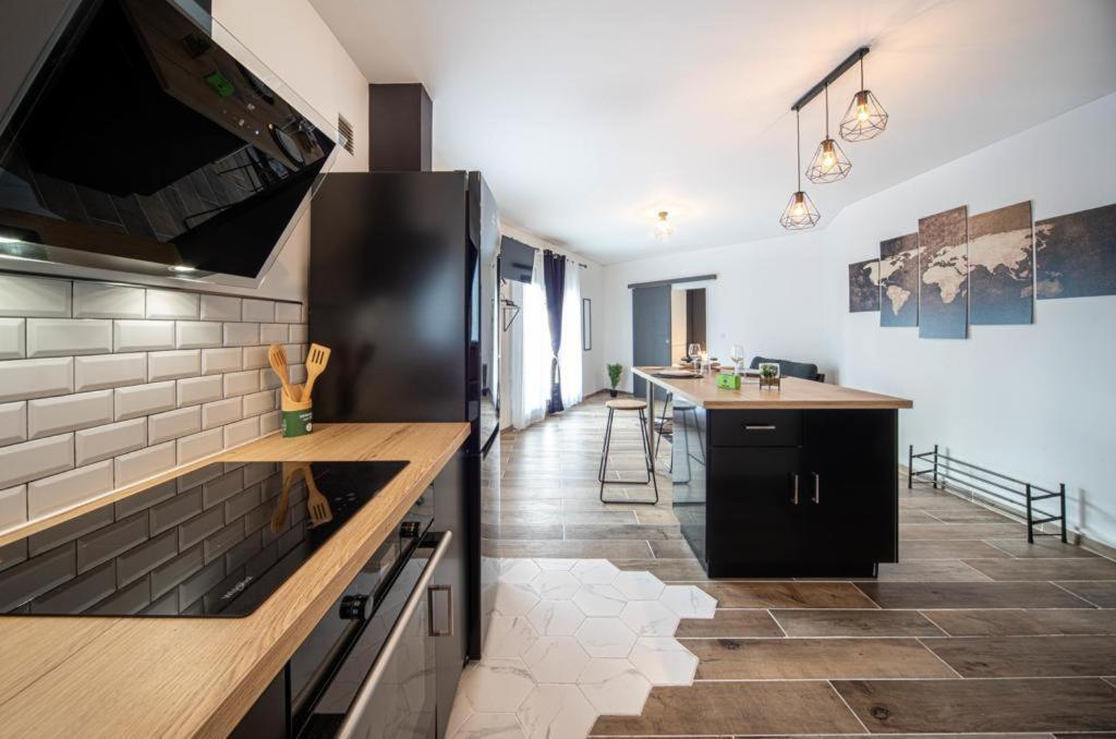 Beautifulhome Appartement Avec Balcon - Centre Ville Chalon-sur-Saône Kültér fotó