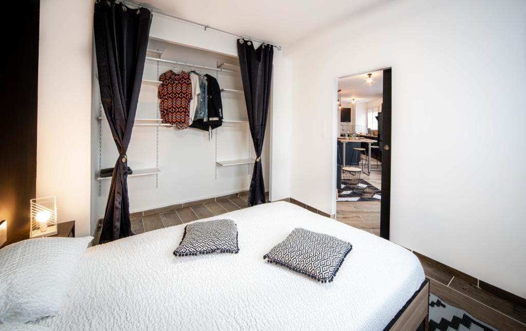 Beautifulhome Appartement Avec Balcon - Centre Ville Chalon-sur-Saône Kültér fotó